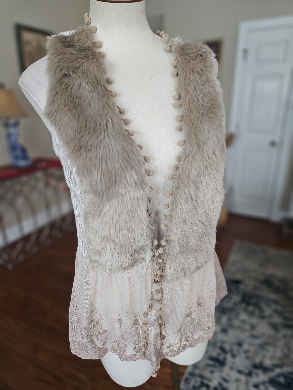 Anthropologie A'reve Boho Vest Medium - Picture 2 of 5